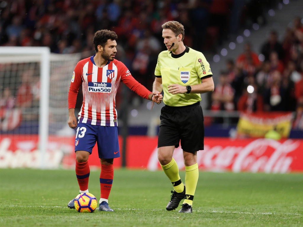 在关键比赛 在关键比赛